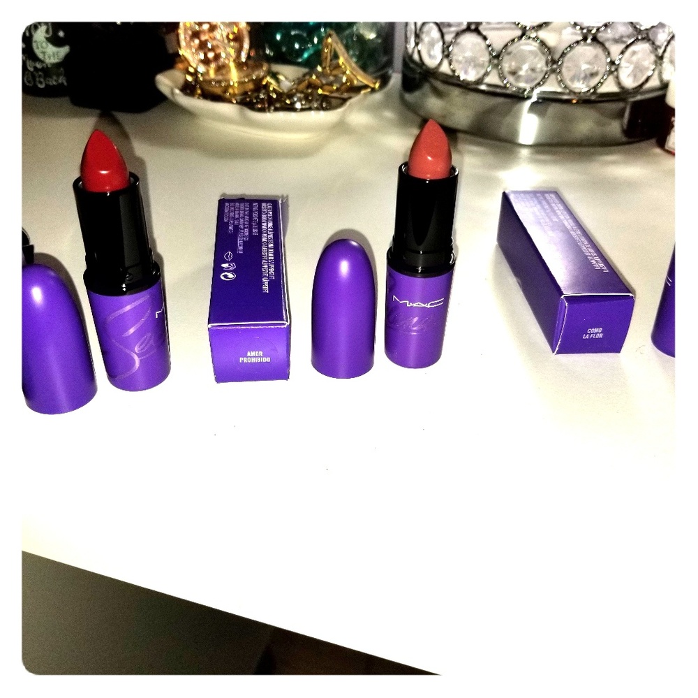 Mac Selena lipstick